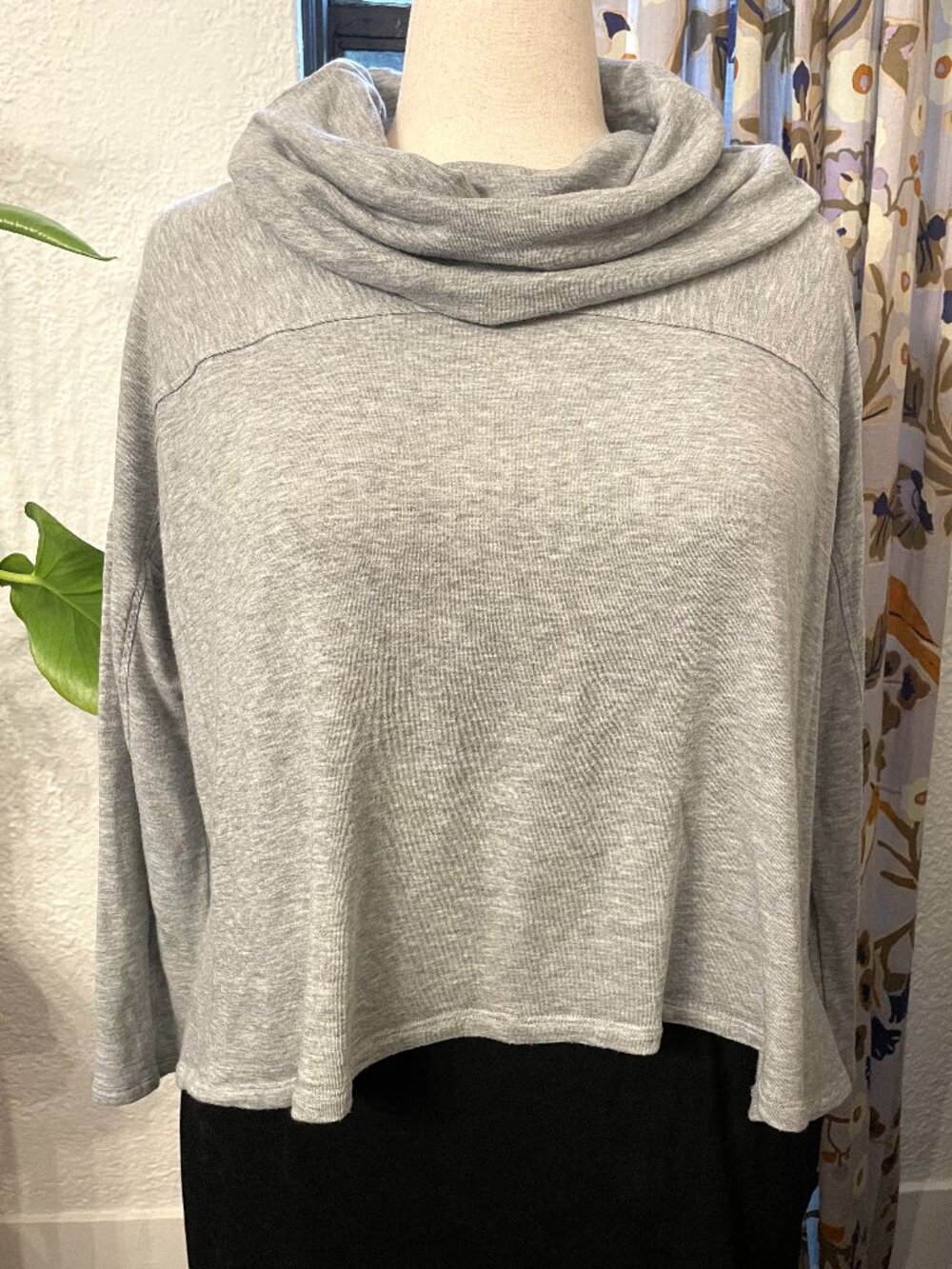 Eileen Fisher Funnel Neck Crop Top Sz M Lagenlook Easy Chic, Cozy Cowl Neck